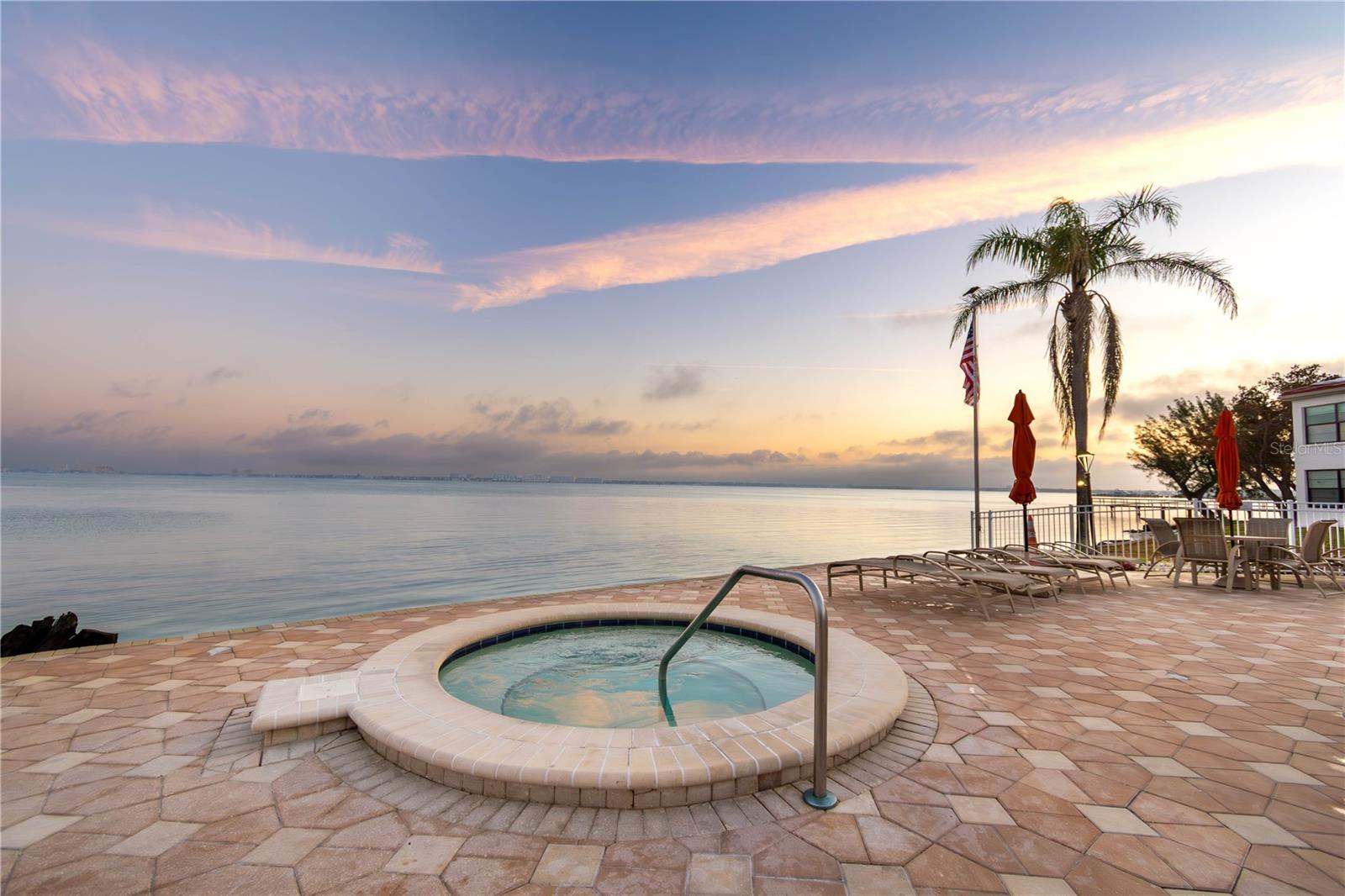 6211 SUN BLVD #404, ST PETERSBURG, FL, 33715
