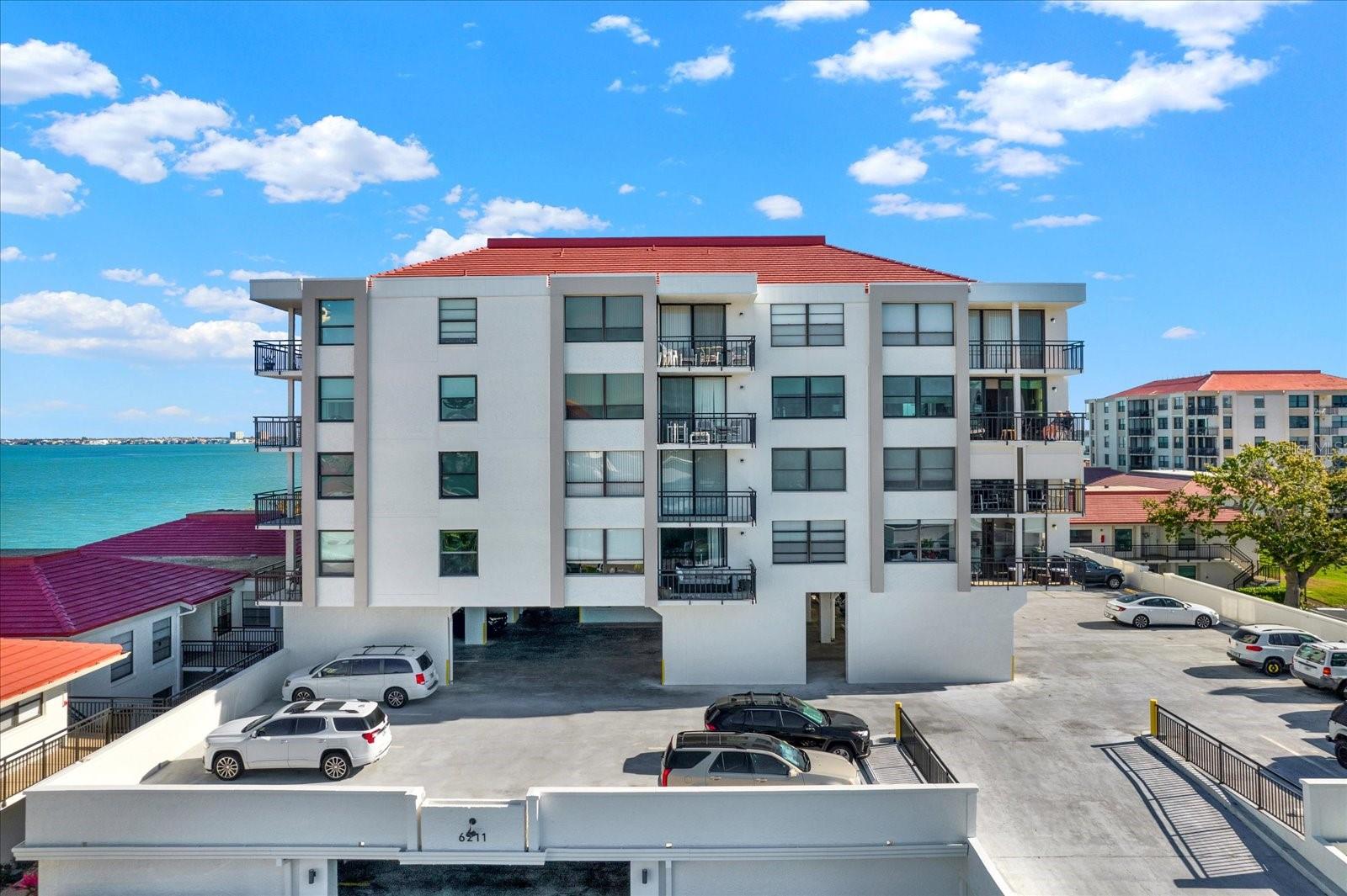 6211 SUN BLVD #404, ST PETERSBURG, FL, 33715