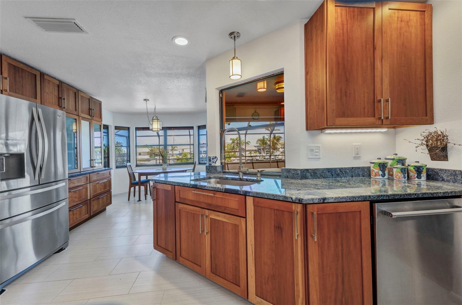 122 COLONIAL ST SE, PORT CHARLOTTE, FL, 33952