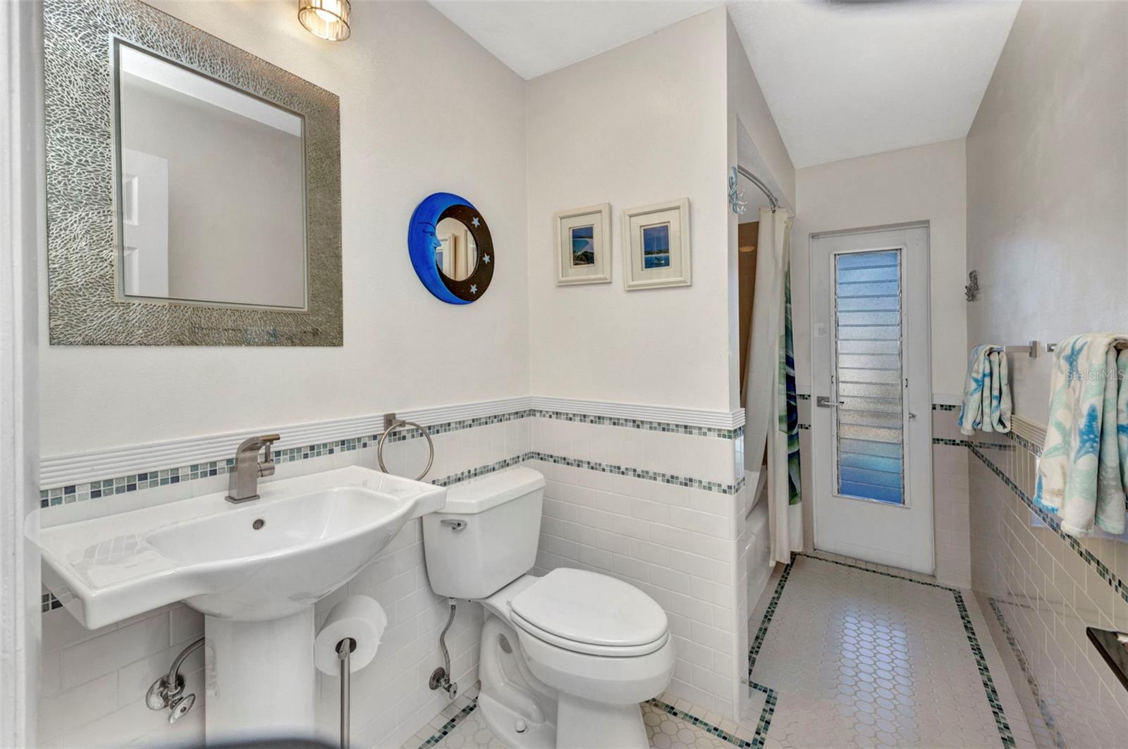 122 COLONIAL ST SE, PORT CHARLOTTE, FL, 33952