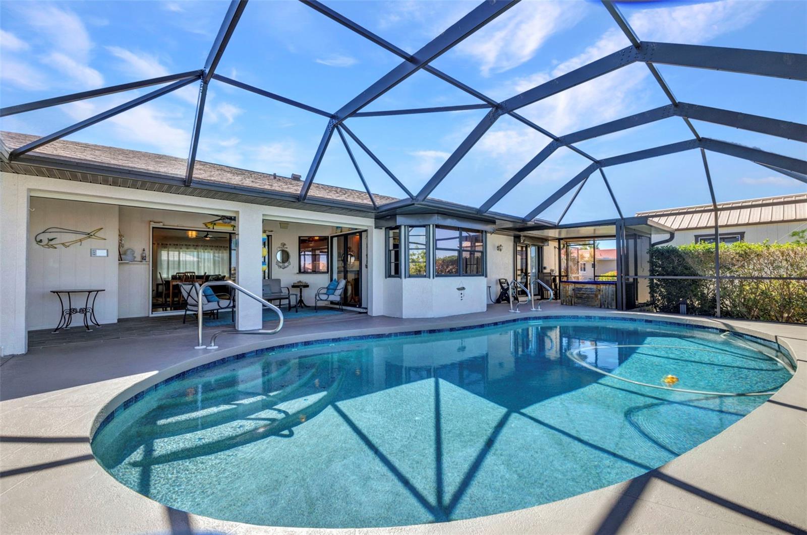 122 COLONIAL ST SE, PORT CHARLOTTE, FL, 33952