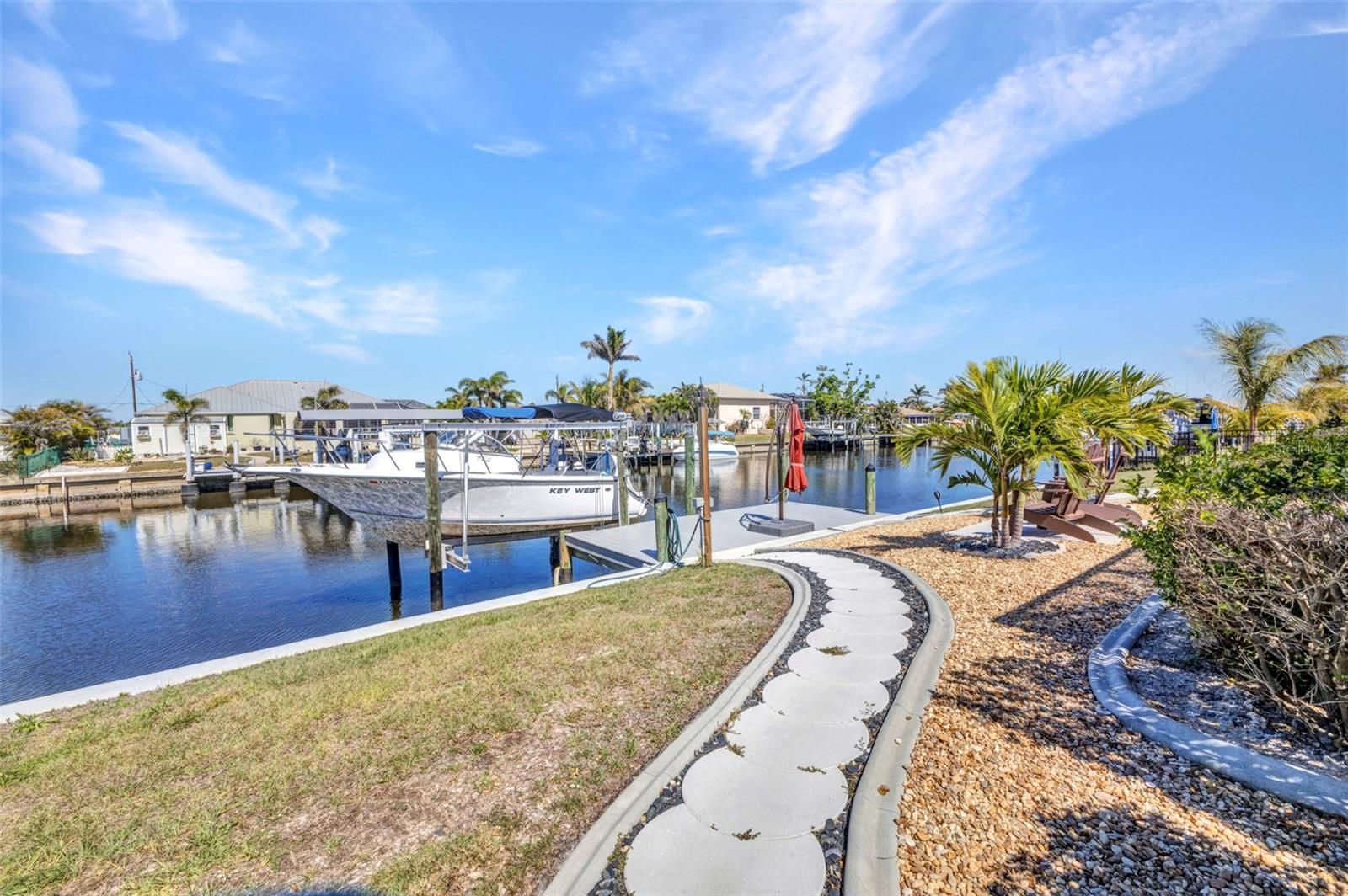 122 COLONIAL ST SE, PORT CHARLOTTE, FL, 33952
