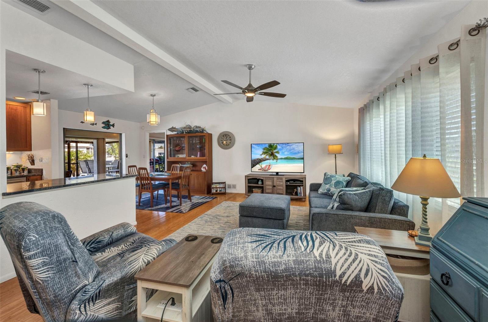 122 COLONIAL ST SE, PORT CHARLOTTE, FL, 33952
