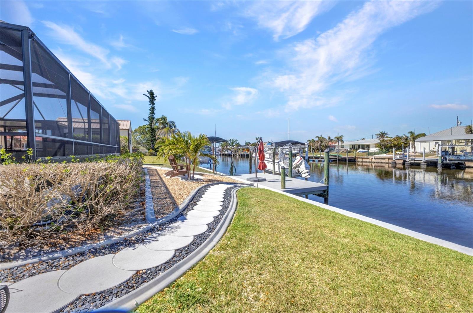 122 COLONIAL ST SE, PORT CHARLOTTE, FL, 33952