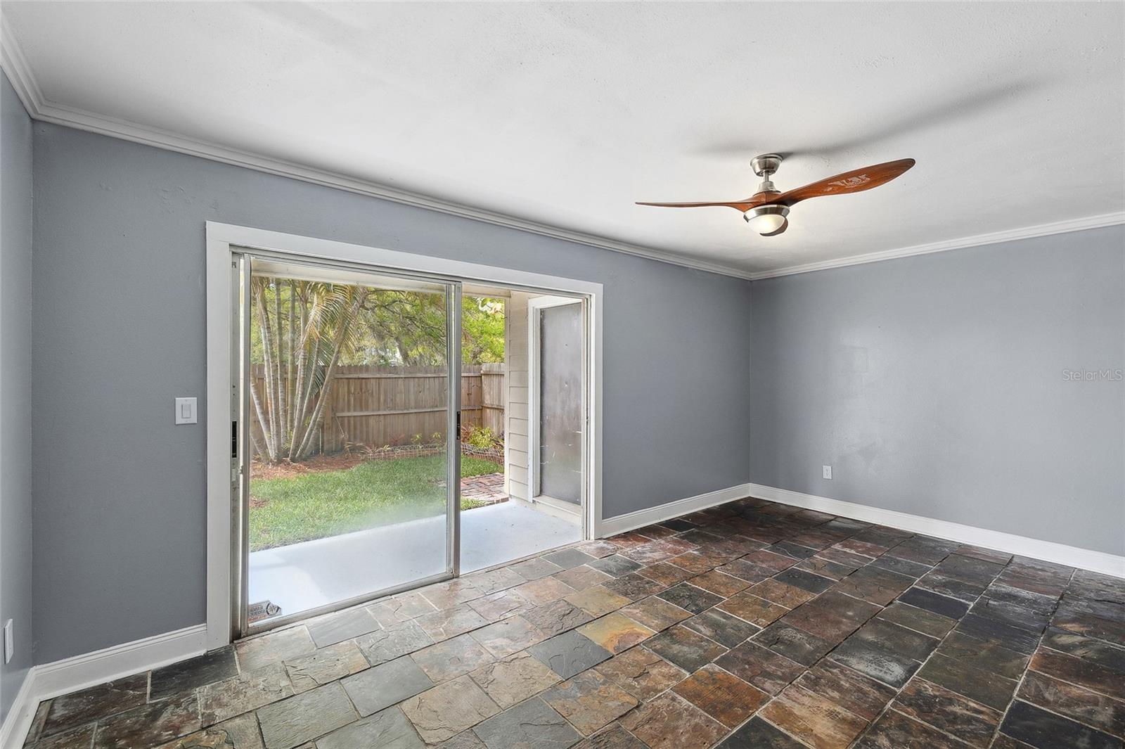 156 DOUGLAS RD W #C, OLDSMAR, FL, 34677