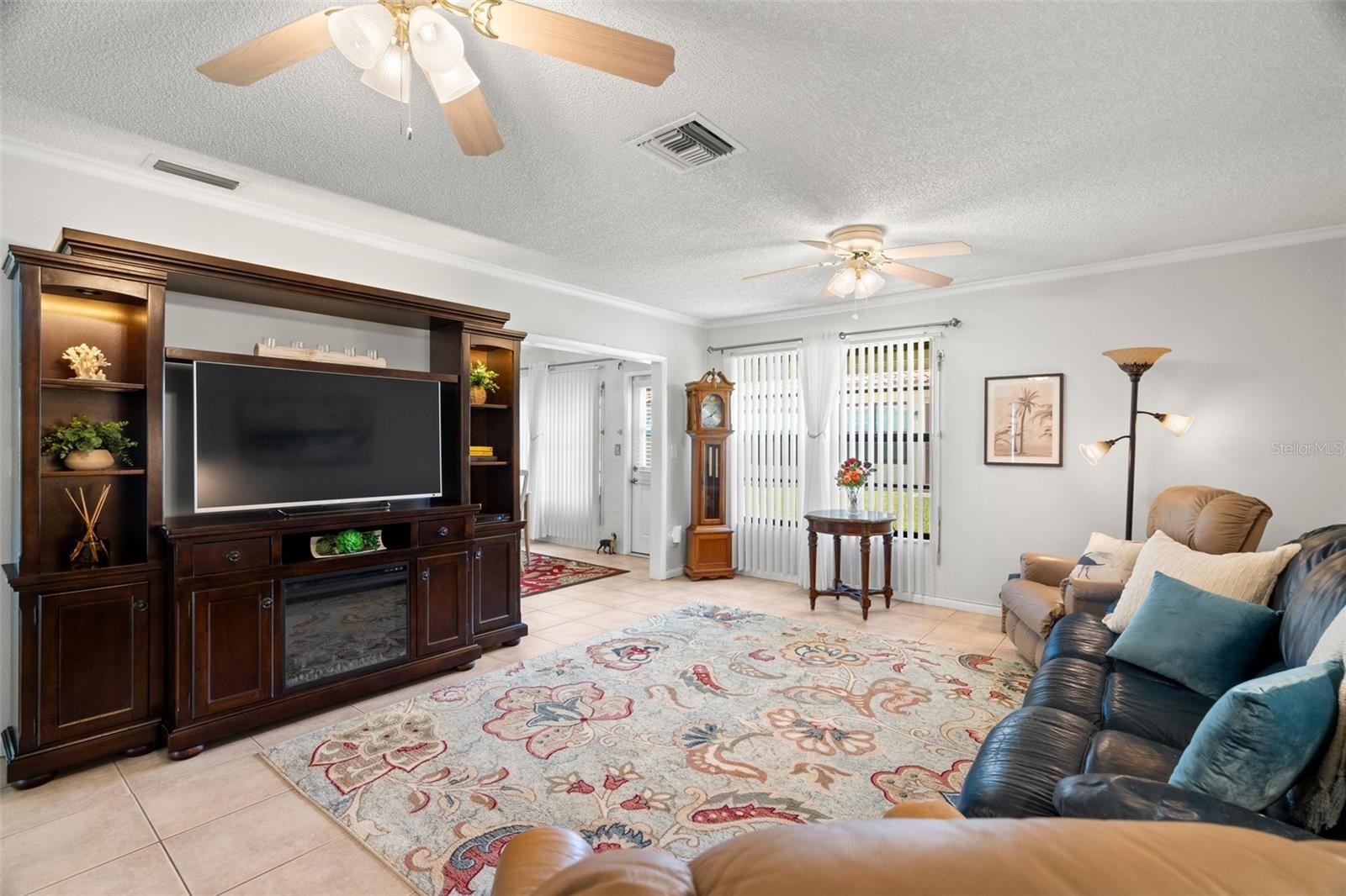 8805 41ST ST N, PINELLAS PARK, FL, 33782