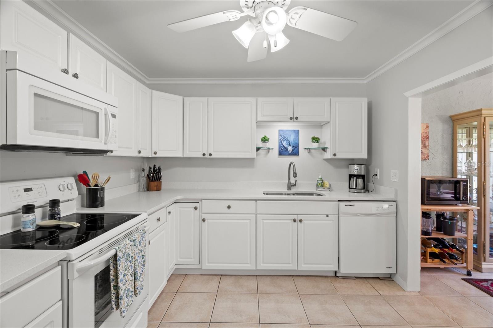 8805 41ST ST N, PINELLAS PARK, FL, 33782