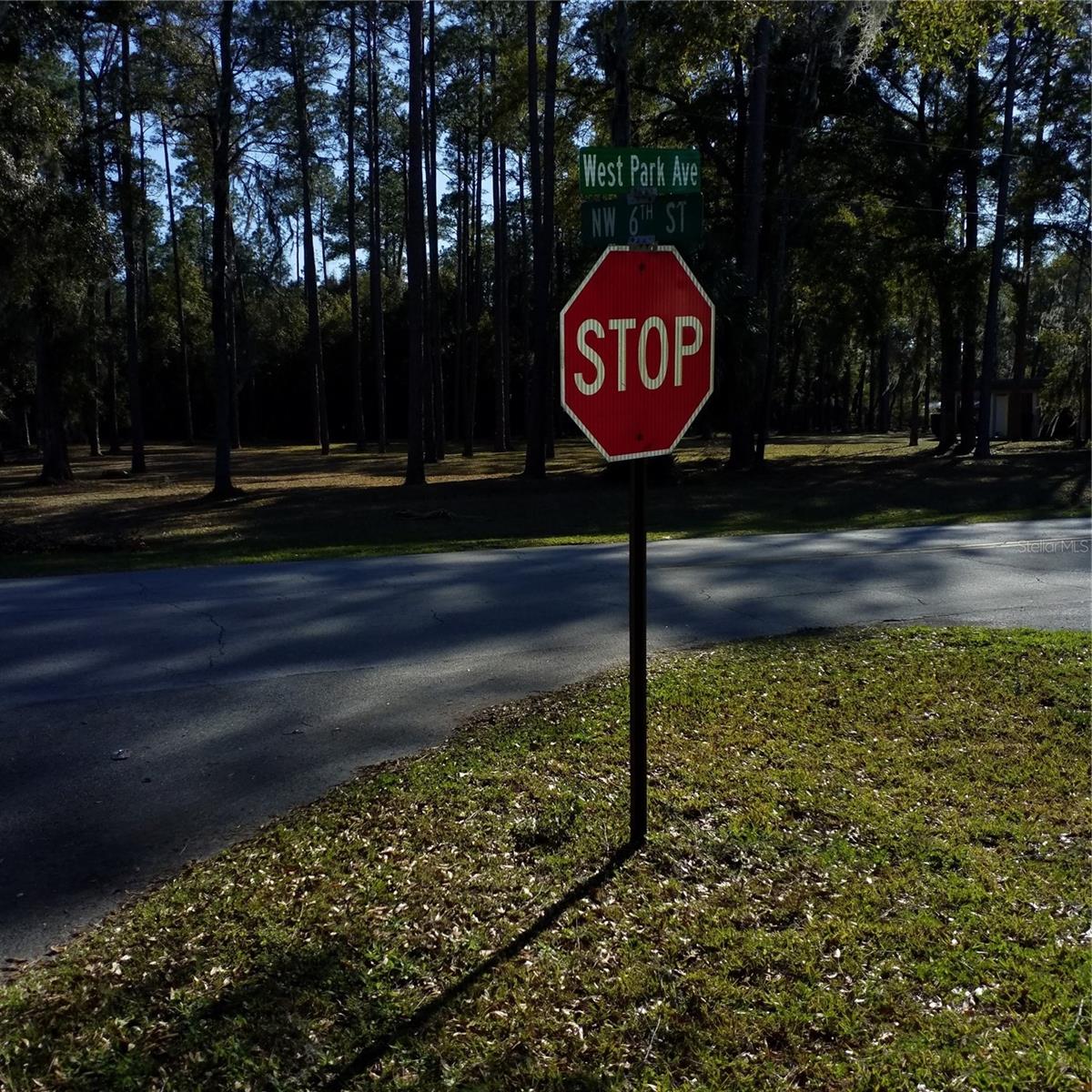 5 W PARK AVE, CHIEFLAND, FL, 32626