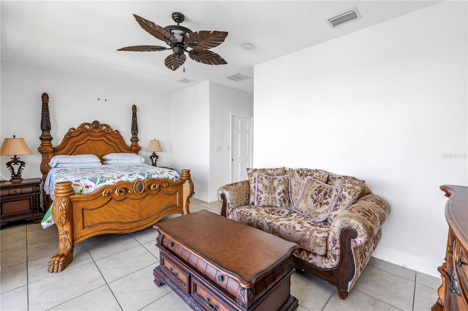 17821 GULF BLVD #B, REDINGTON SHORES, FL, 33708