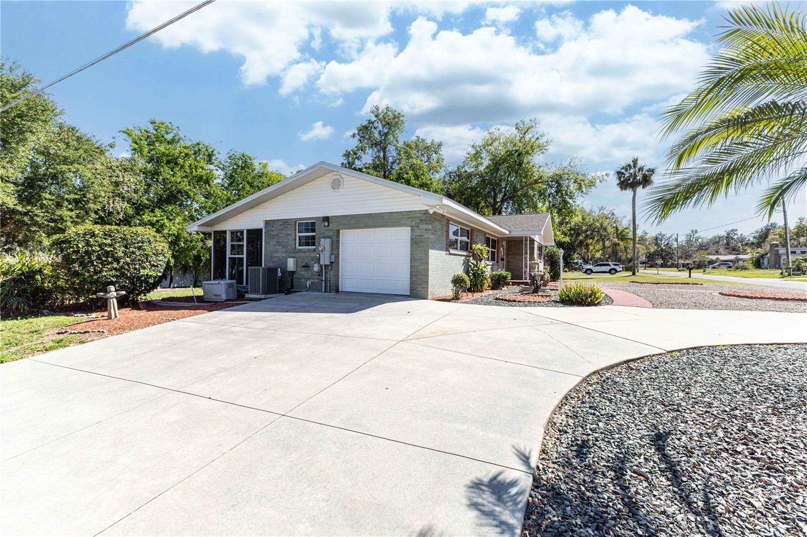 1110 CEDAR ST, LEESBURG, FL, 34748