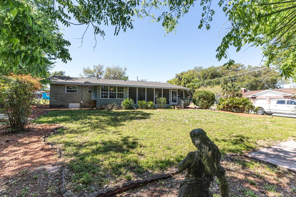 1110 CEDAR ST, LEESBURG, FL, 34748