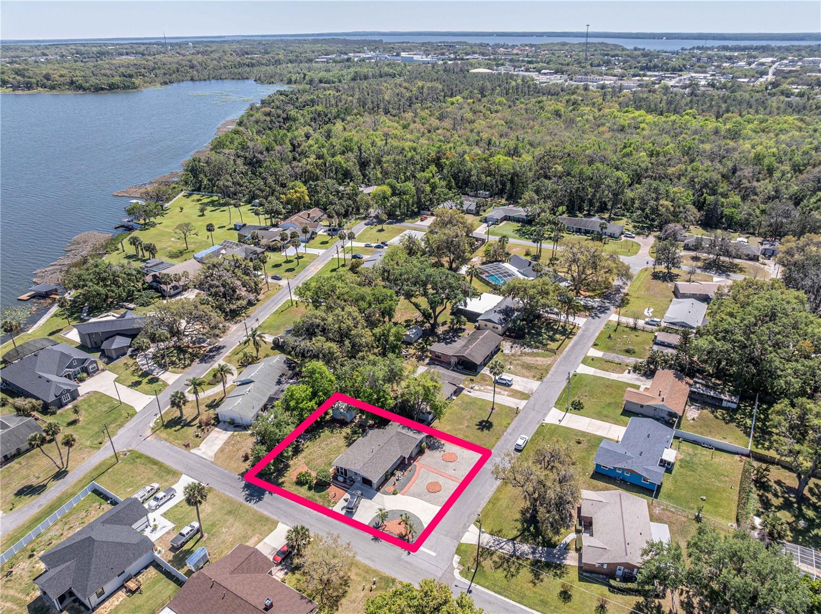 1110 CEDAR ST, LEESBURG, FL, 34748