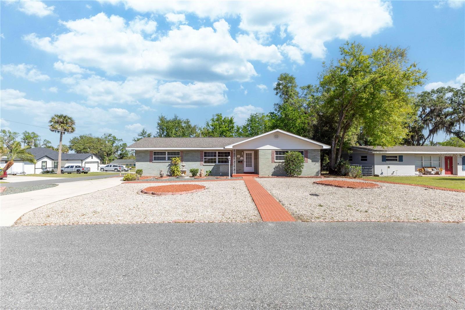 1110 CEDAR ST, LEESBURG, FL, 34748