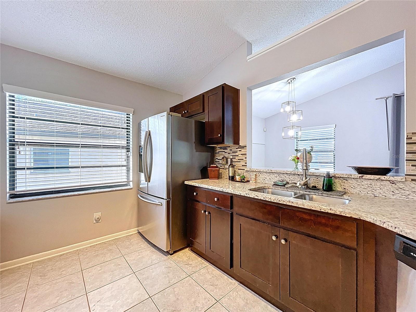 6117 CRICKETHOLLOW DR, RIVERVIEW, FL, 33578