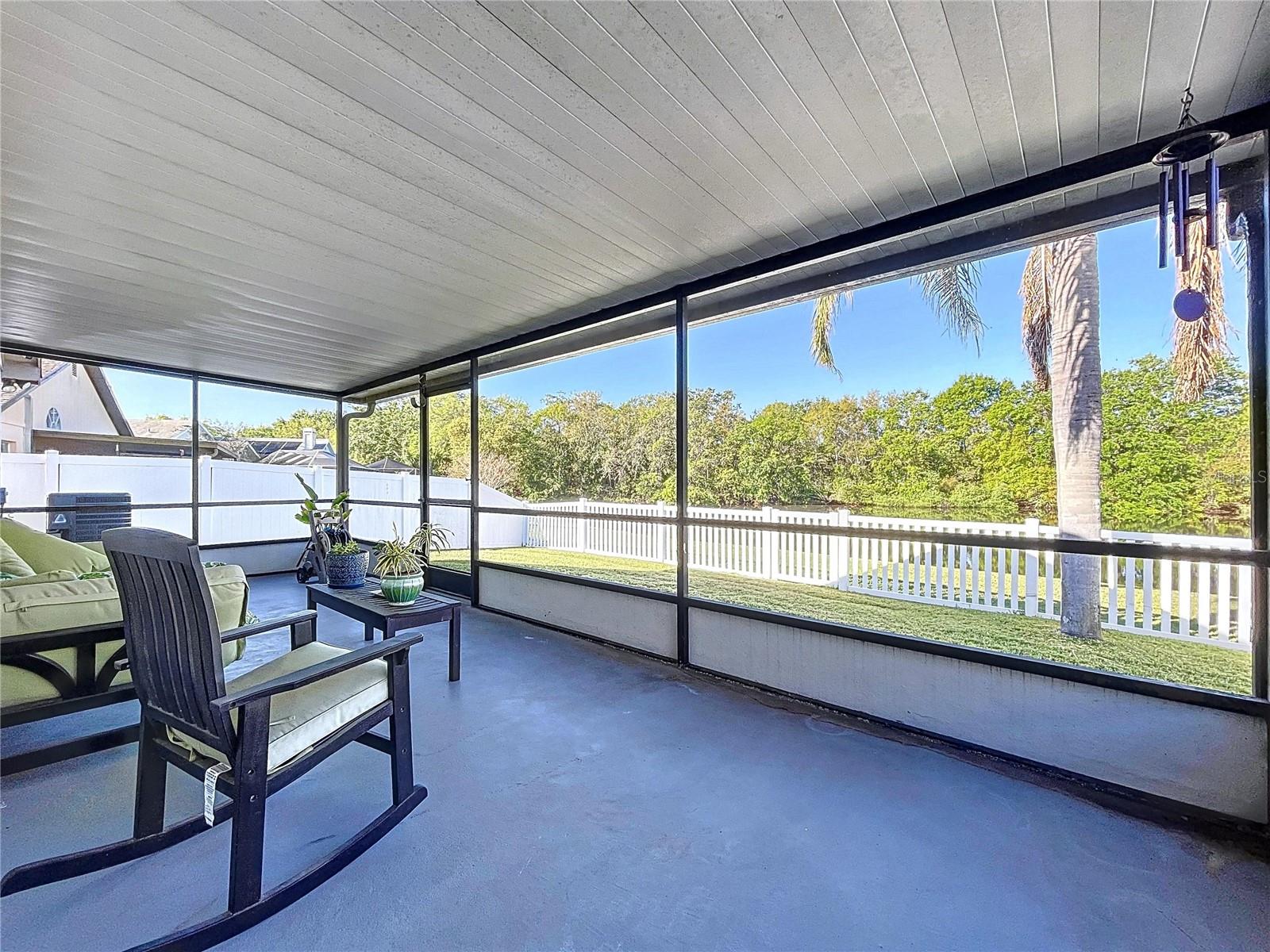 6117 CRICKETHOLLOW DR, RIVERVIEW, FL, 33578