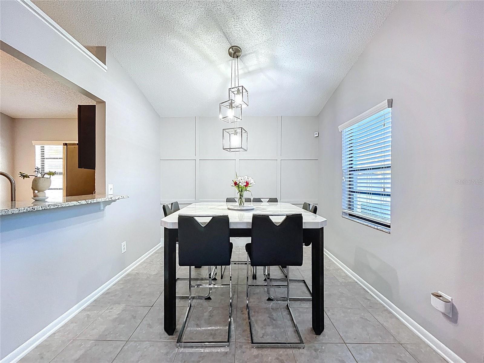 6117 CRICKETHOLLOW DR, RIVERVIEW, FL, 33578