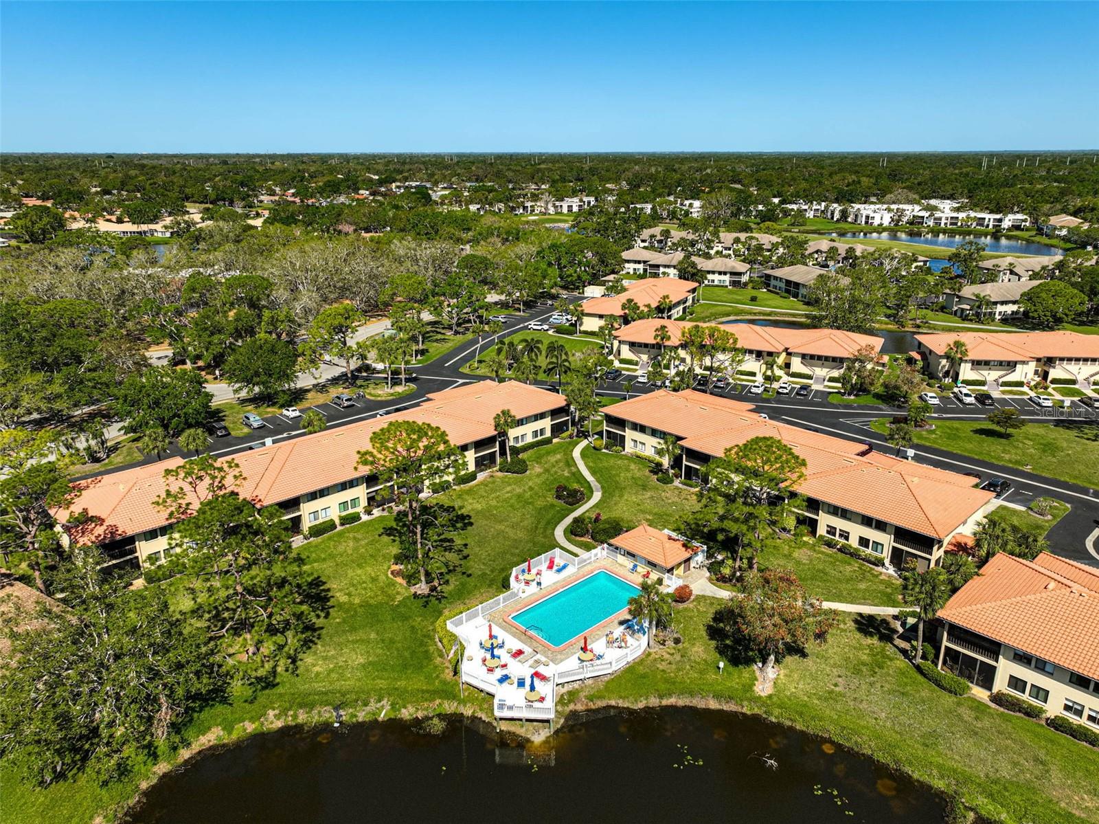 5201 LAKE VILLAGE DR #14, SARASOTA, FL, 34235
