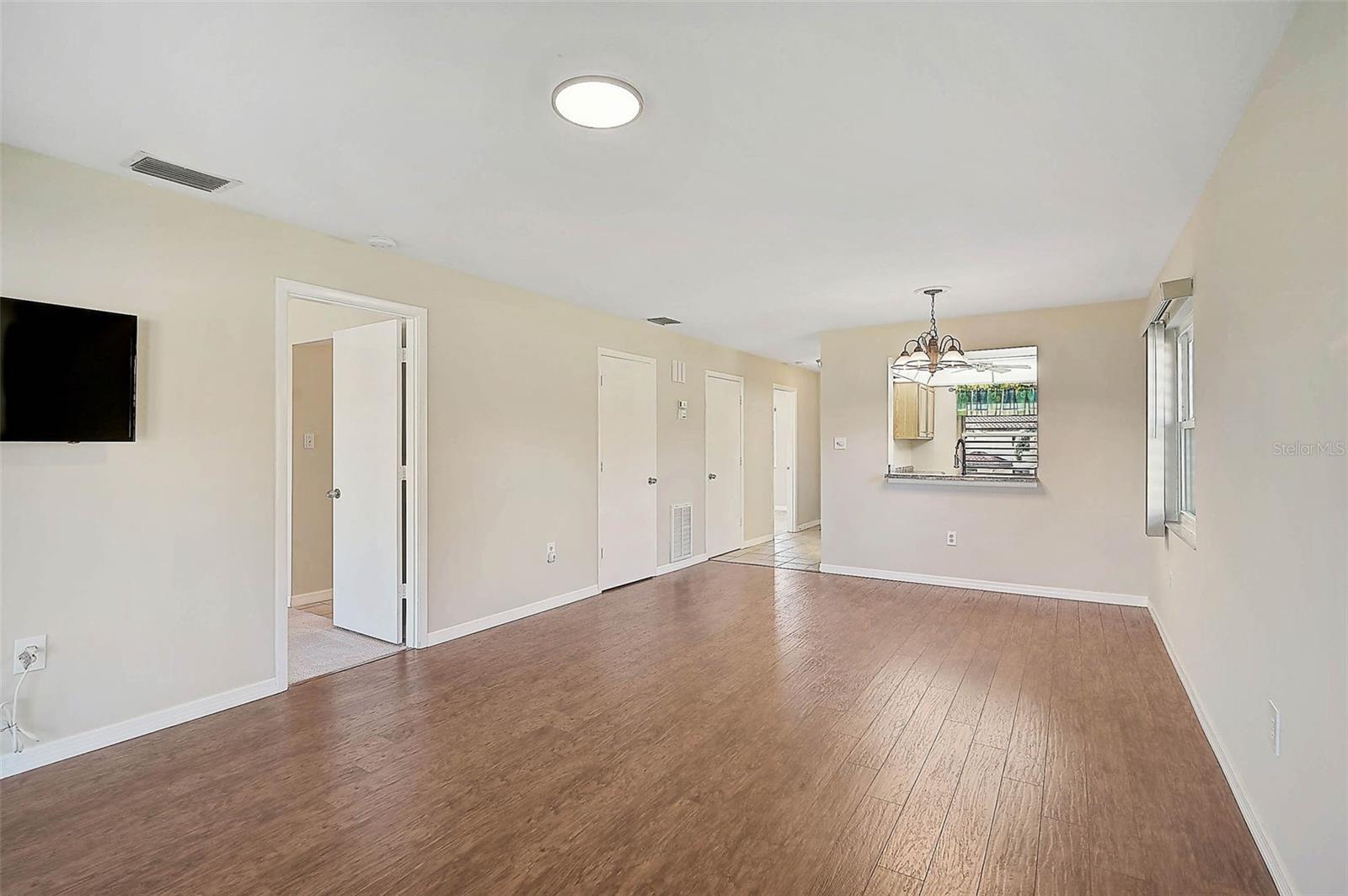 5201 LAKE VILLAGE DR #14, SARASOTA, FL, 34235