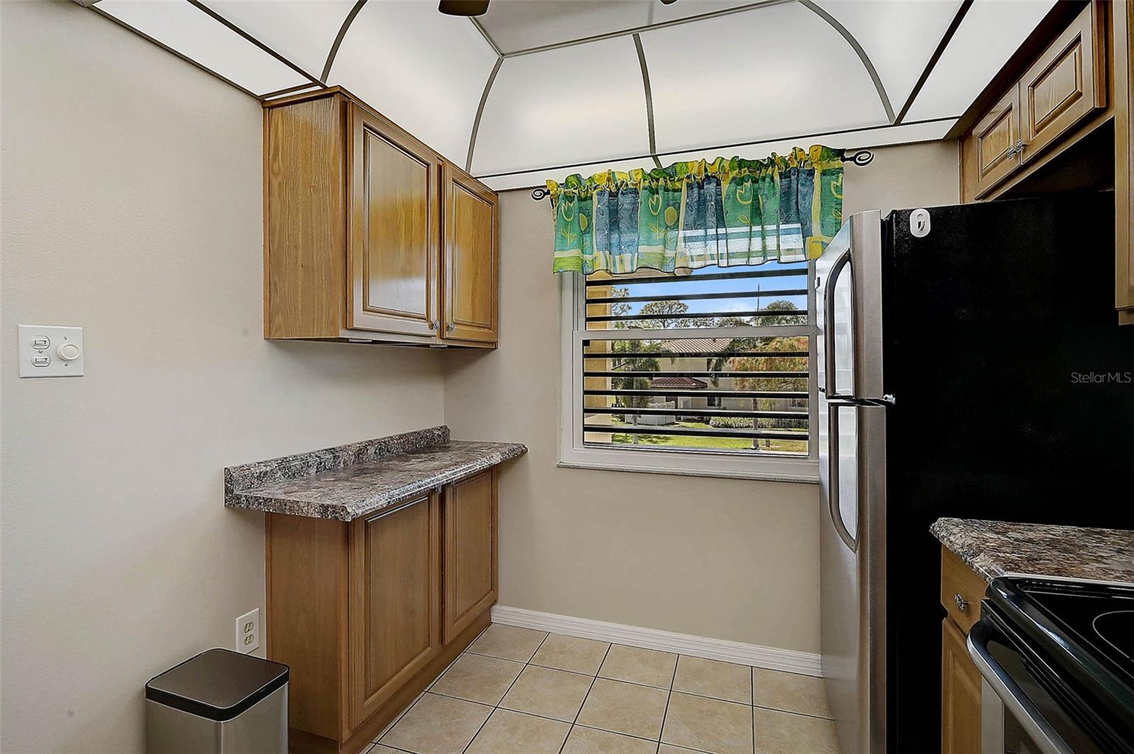 5201 LAKE VILLAGE DR #14, SARASOTA, FL, 34235