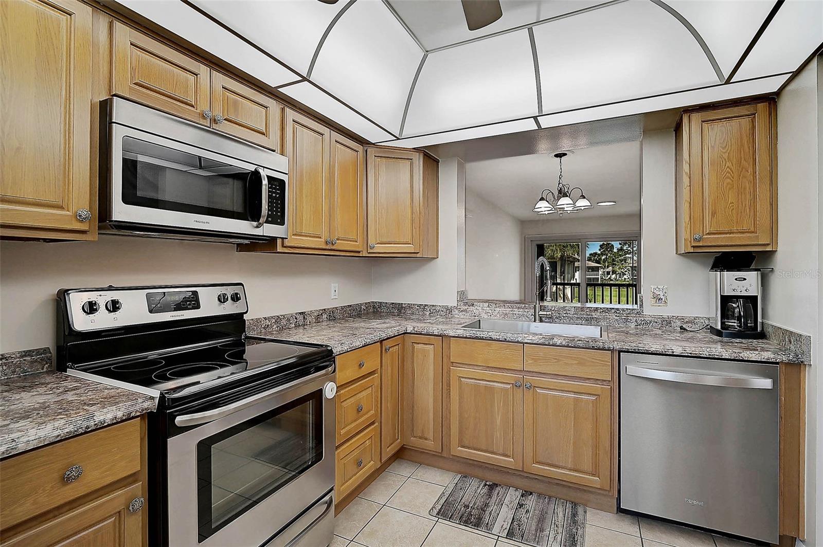 5201 LAKE VILLAGE DR #14, SARASOTA, FL, 34235