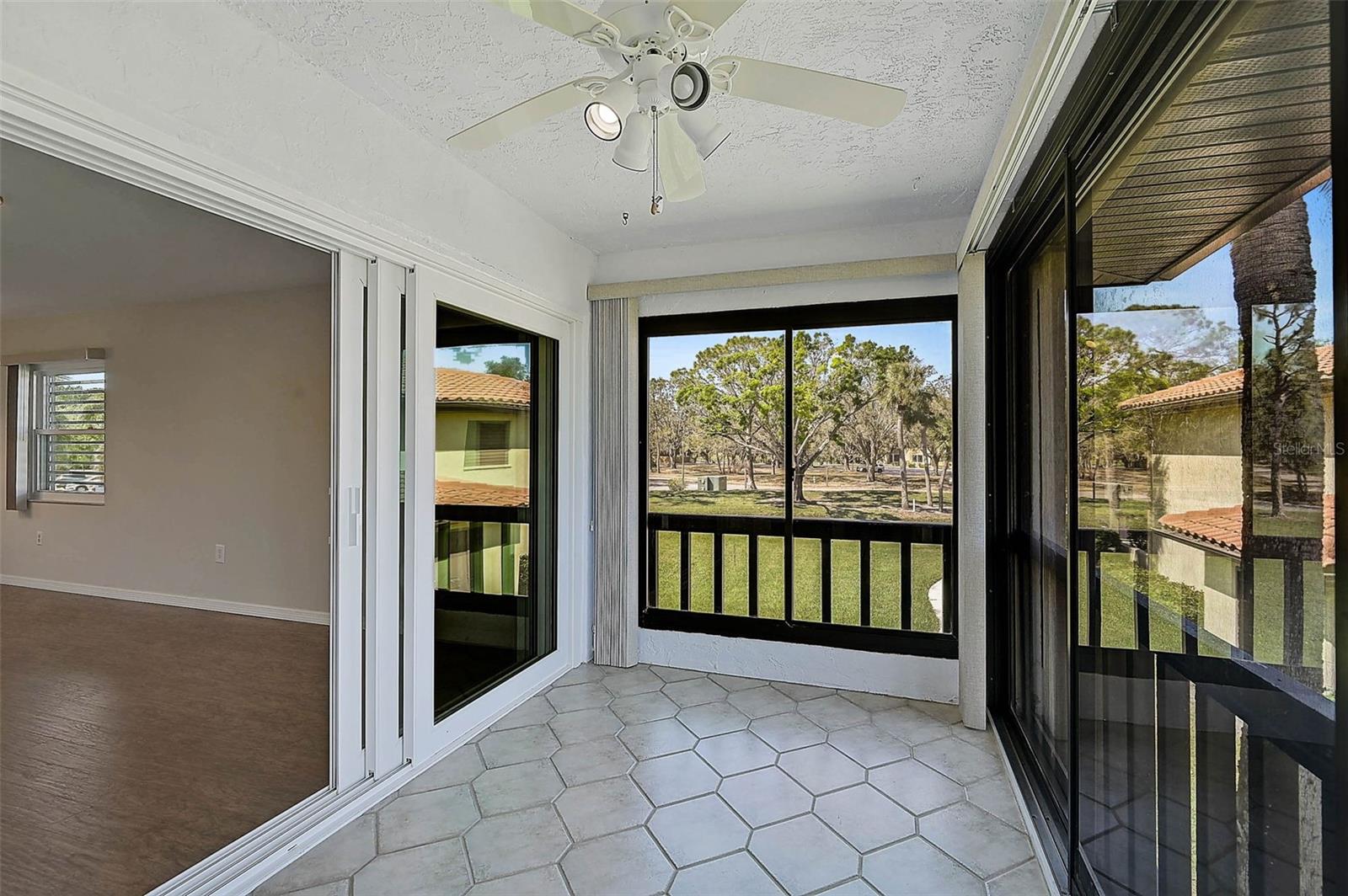 5201 LAKE VILLAGE DR #14, SARASOTA, FL, 34235