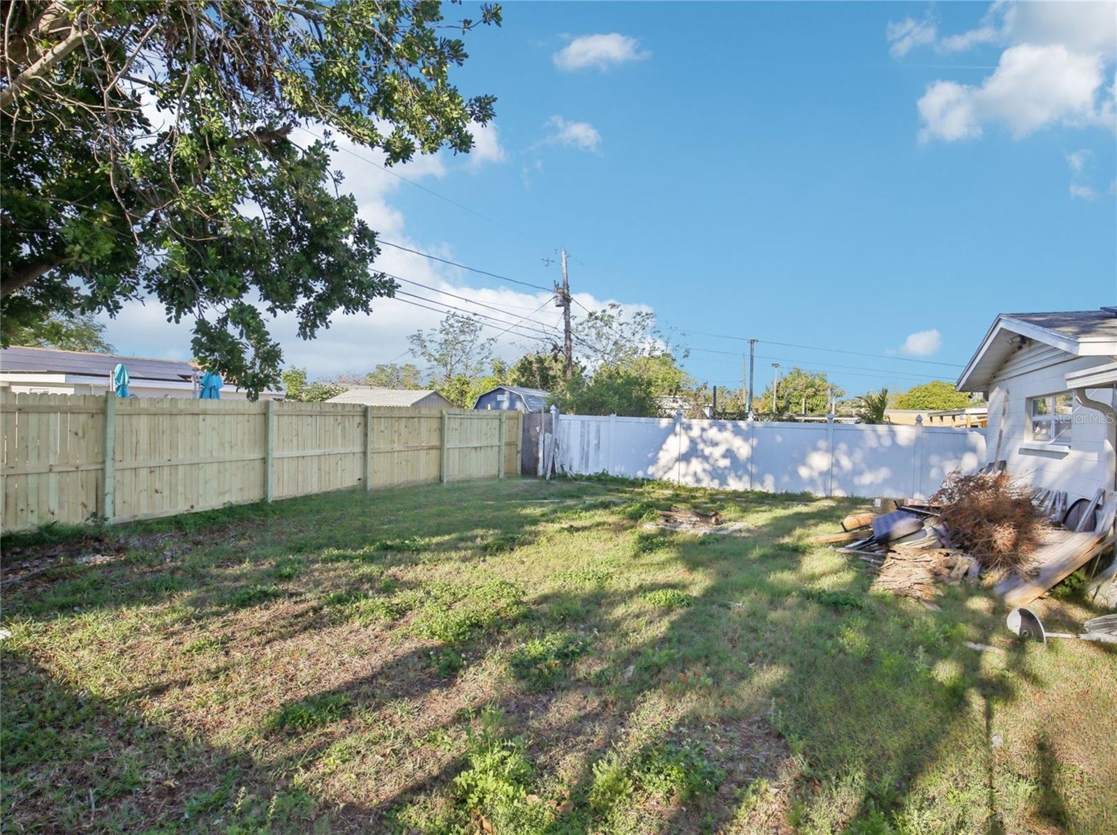 8386 78TH TER, SEMINOLE, FL, 33777