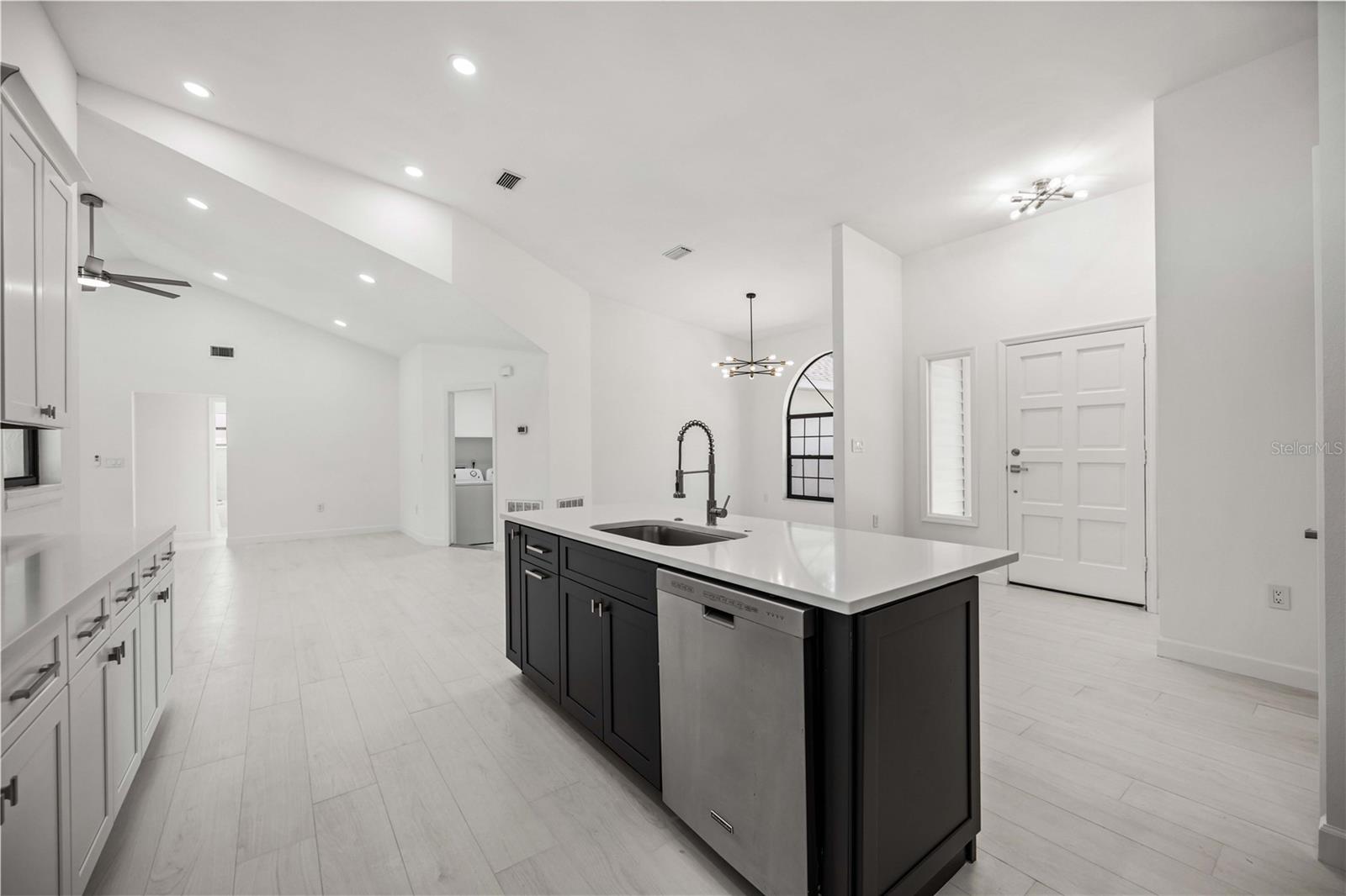 A4644943 Property Photo