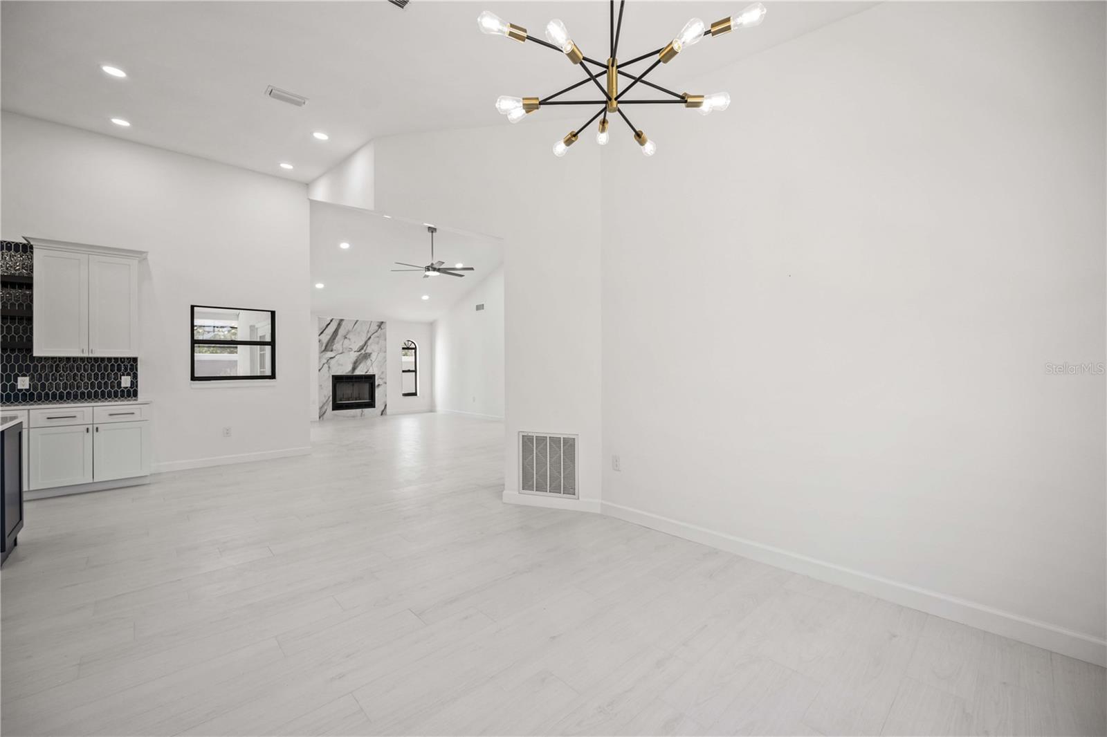 A4644943 Property Photo