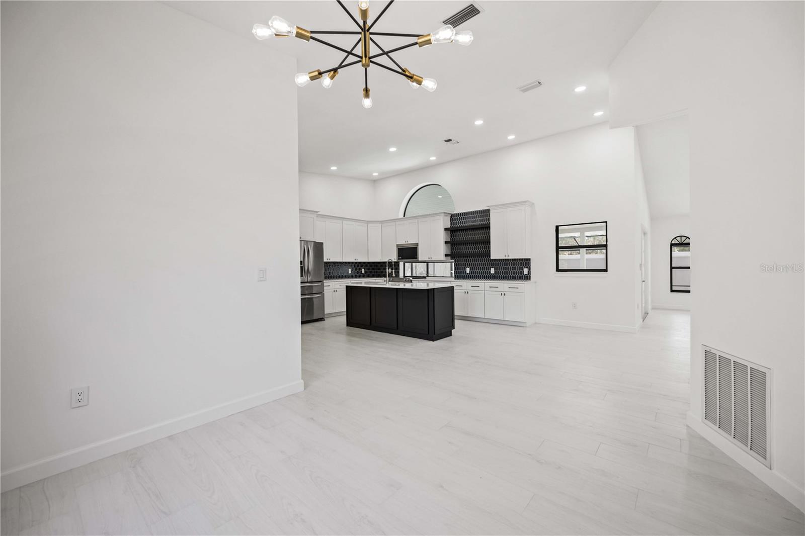 A4644943 Property Photo
