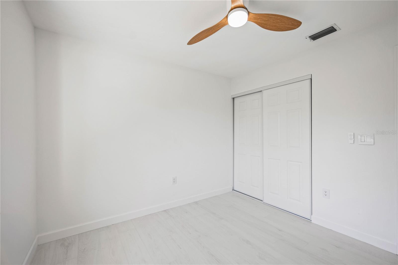 A4644943 Property Photo