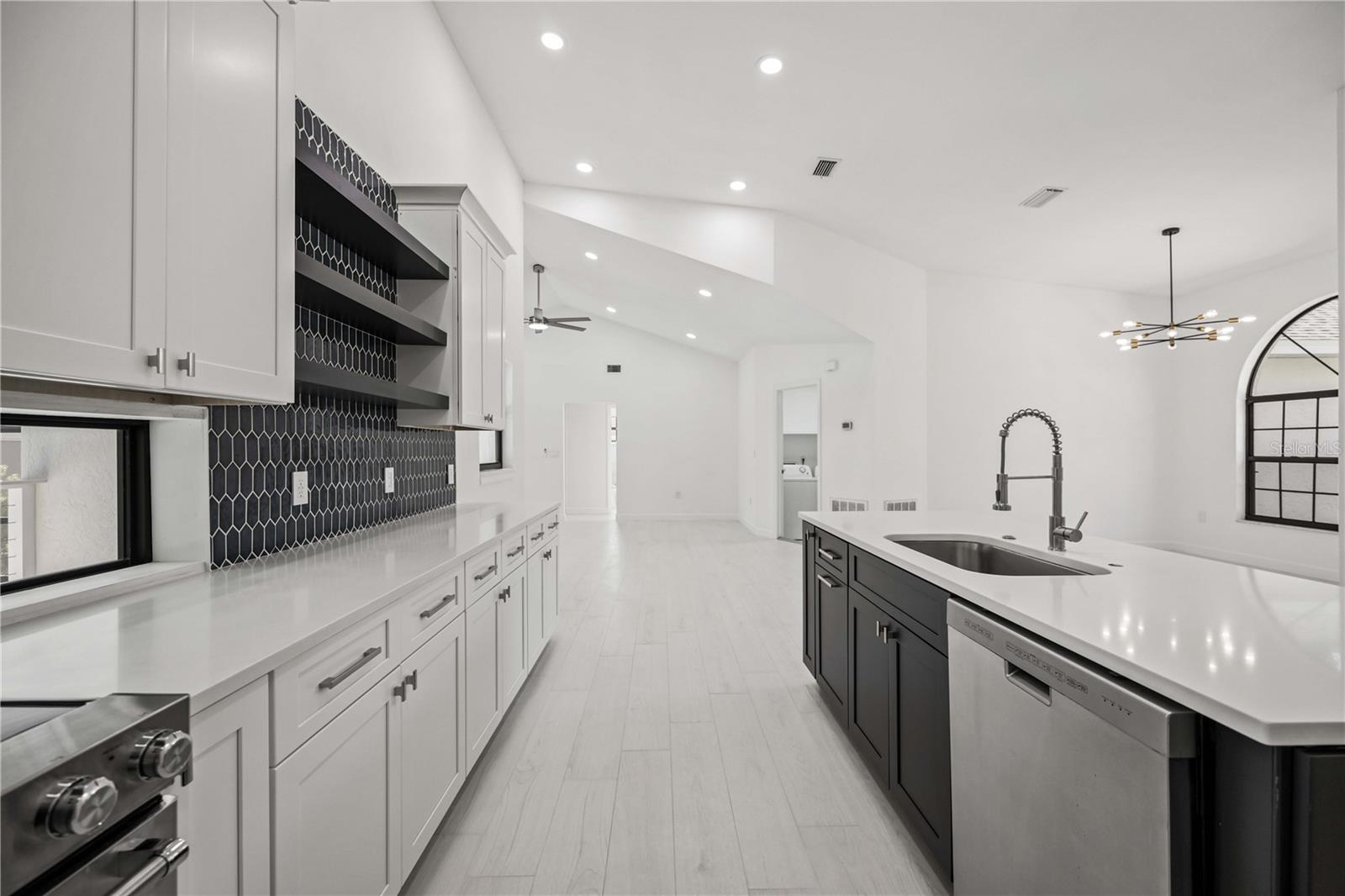 A4644943 Property Photo