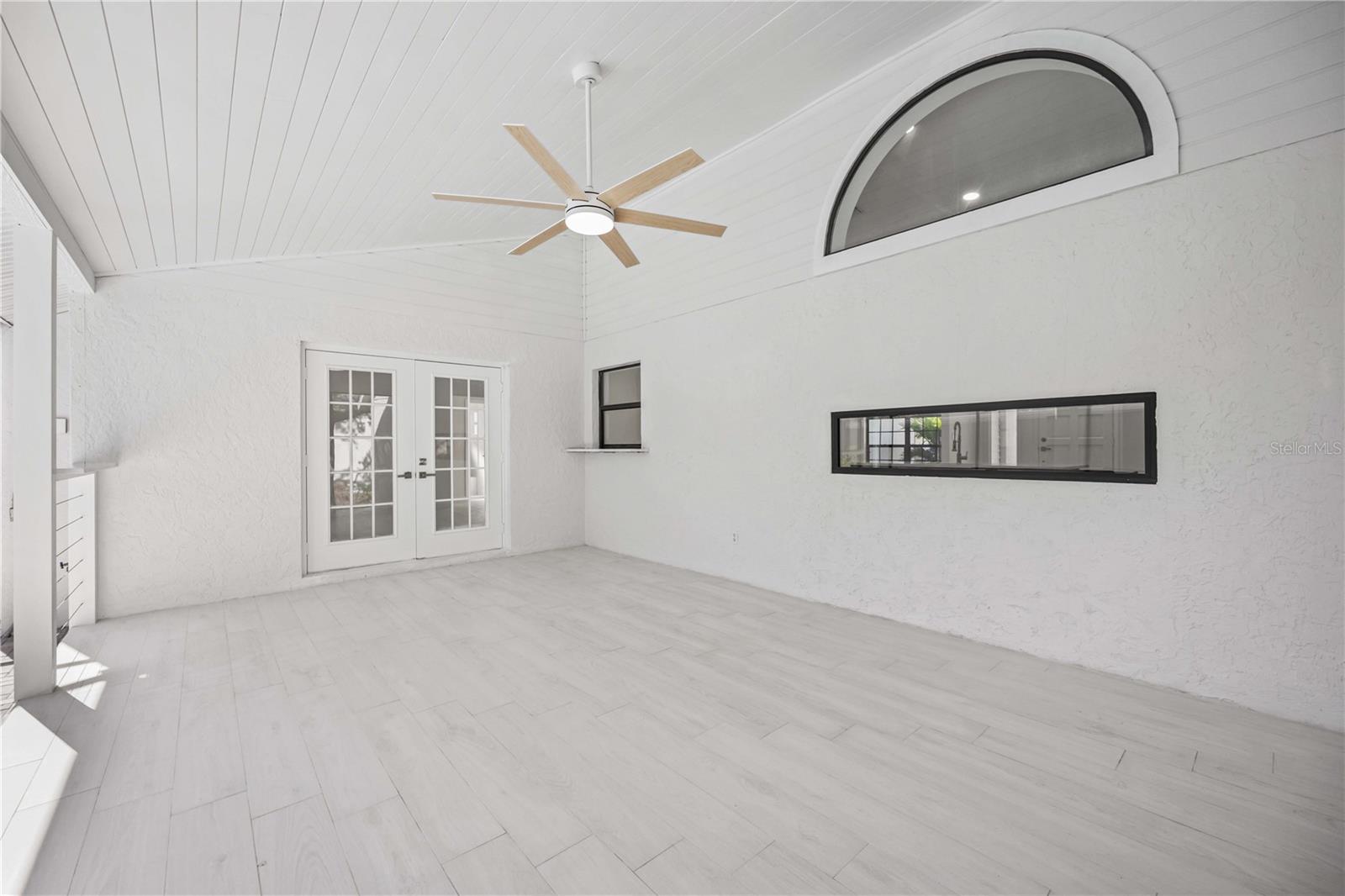 A4644943 Property Photo