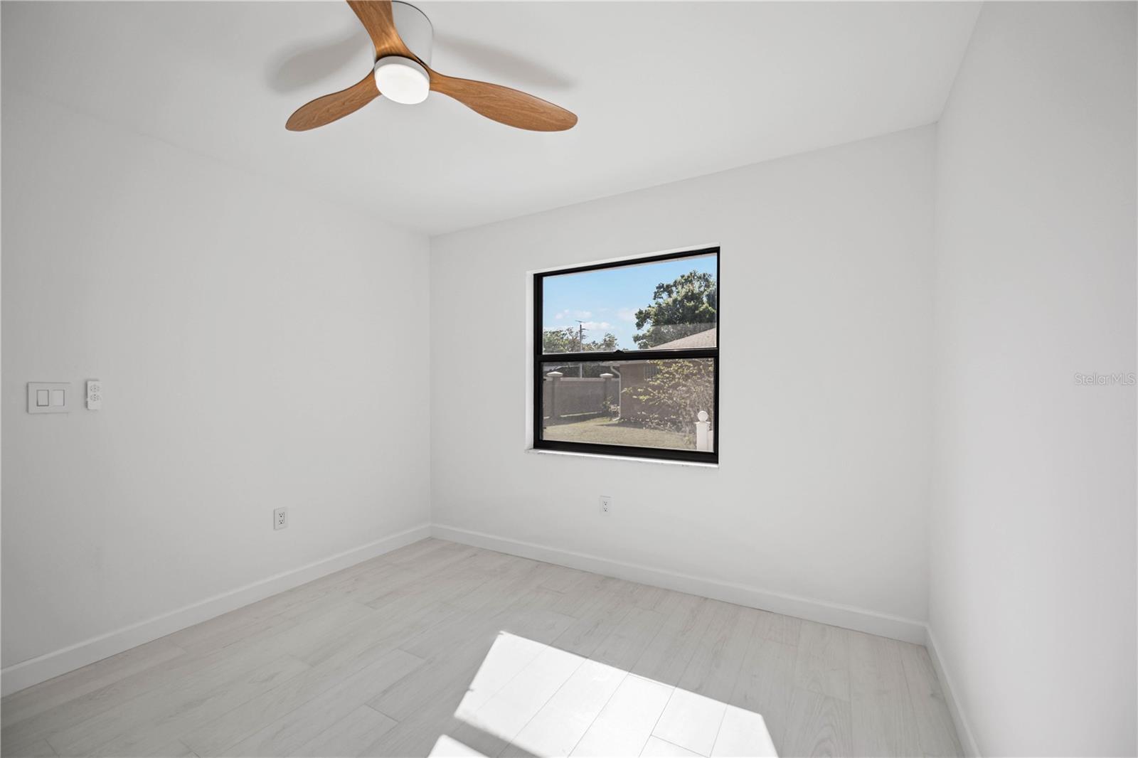 A4644943 Property Photo