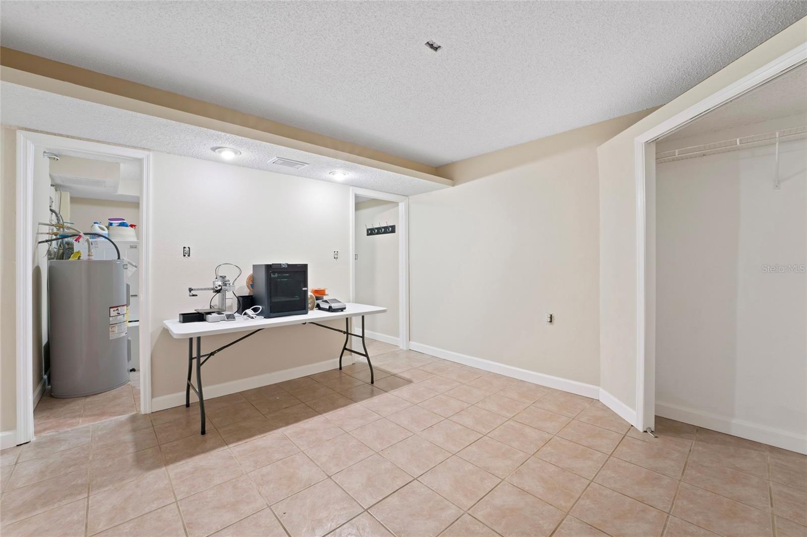 1037 JAMAICA WAY, TARPON SPRINGS, FL, 34689