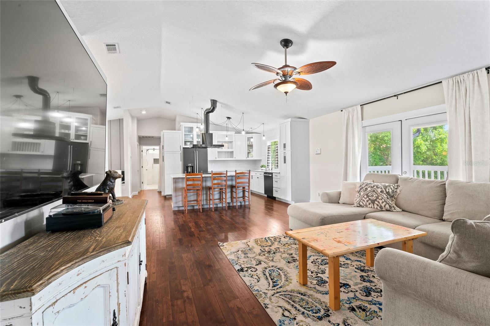 1037 JAMAICA WAY, TARPON SPRINGS, FL, 34689