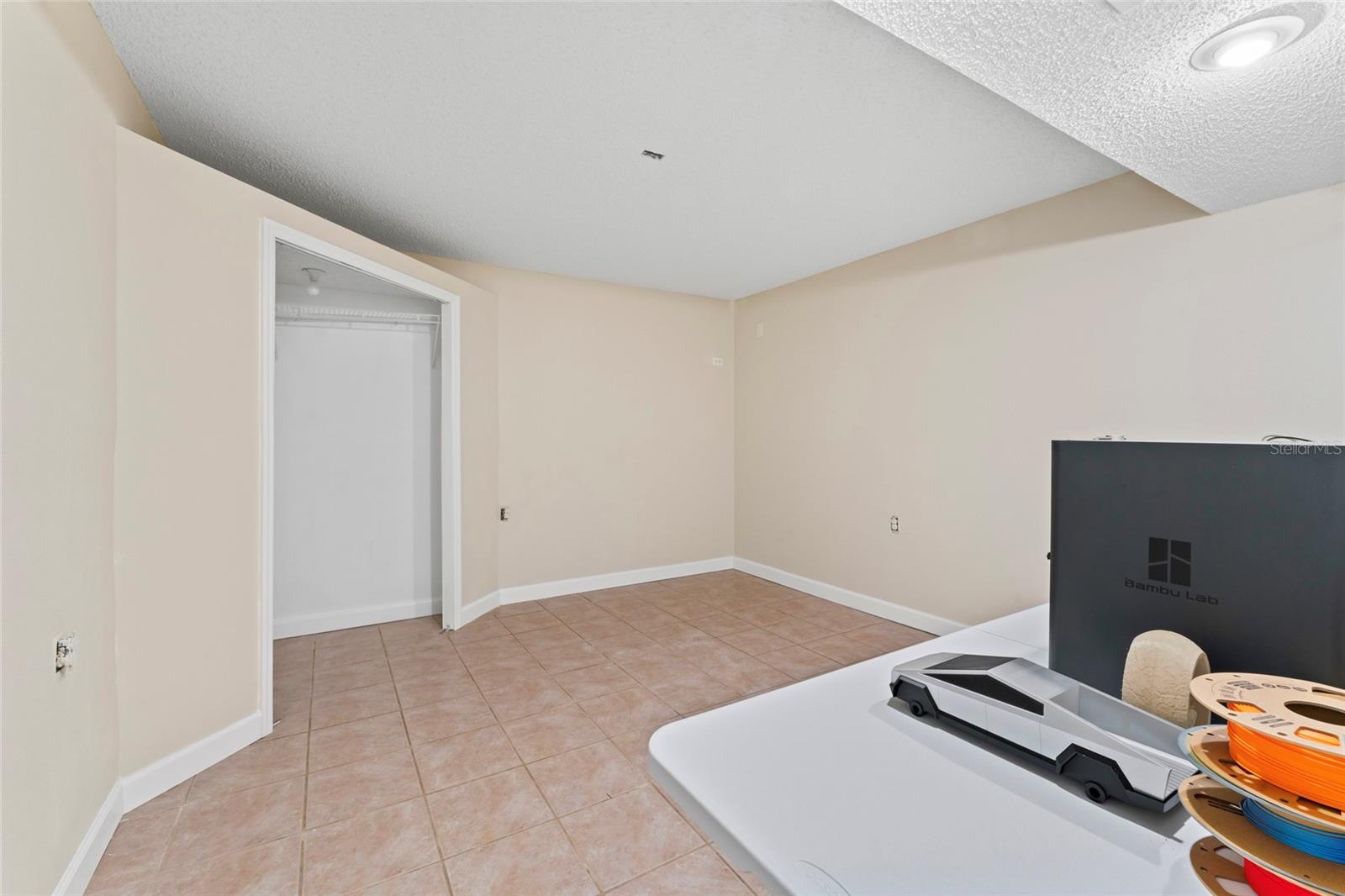 1037 JAMAICA WAY, TARPON SPRINGS, FL, 34689