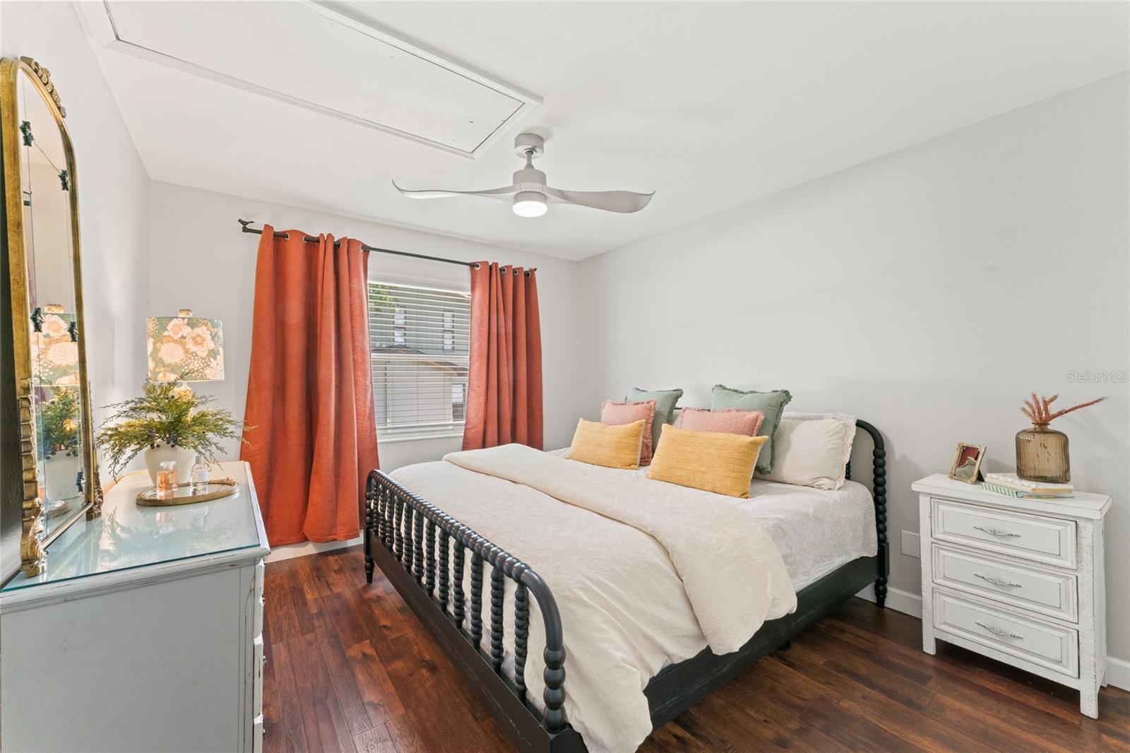 1037 JAMAICA WAY, TARPON SPRINGS, FL, 34689