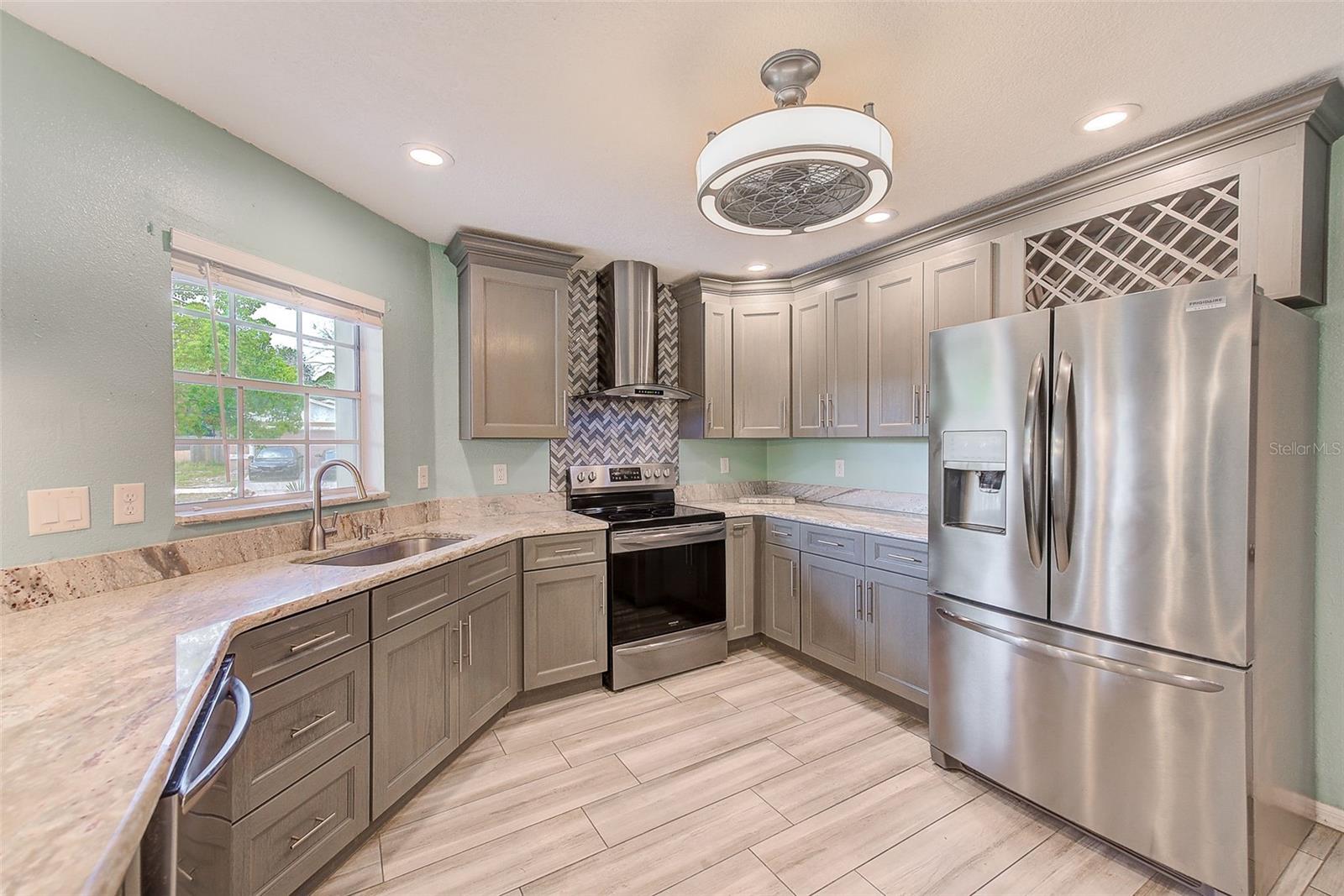 7910 OSTEEN RD, NEW PORT RICHEY, FL, 34653