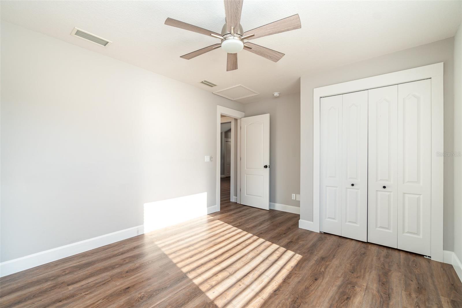 422 RAVENSWOOD BLVD, PORT CHARLOTTE, FL, 33954
