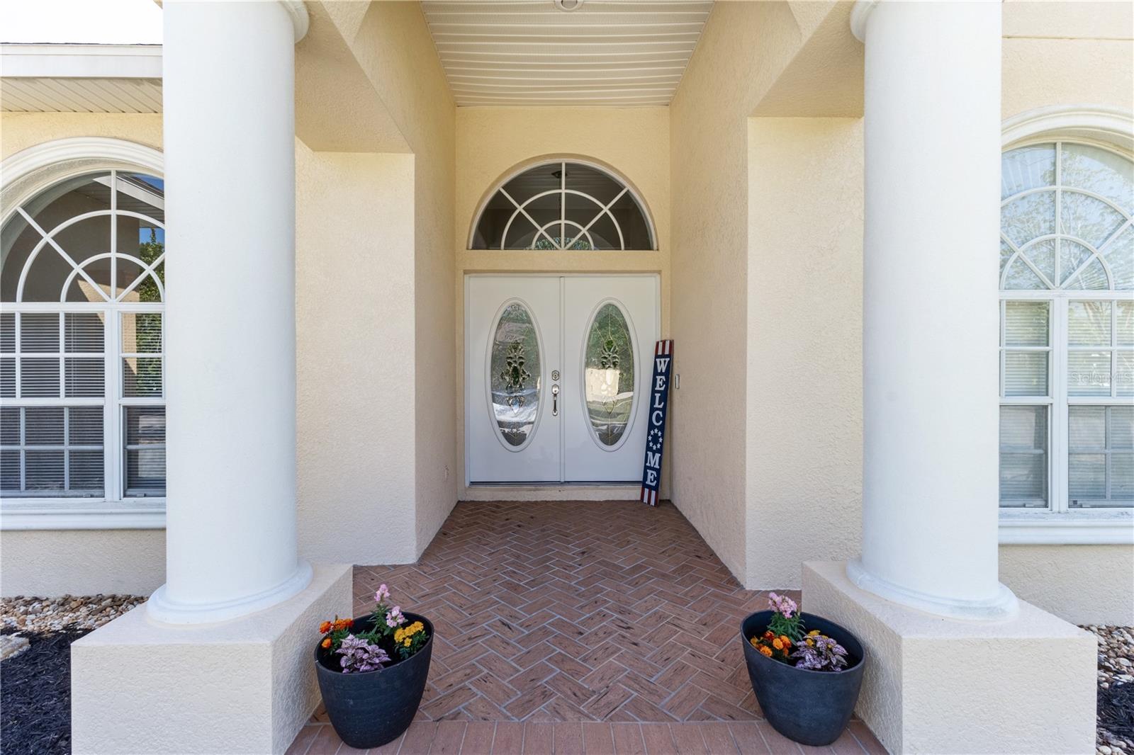 1043 CARRIAGE PARK DR, VALRICO, FL, 33594