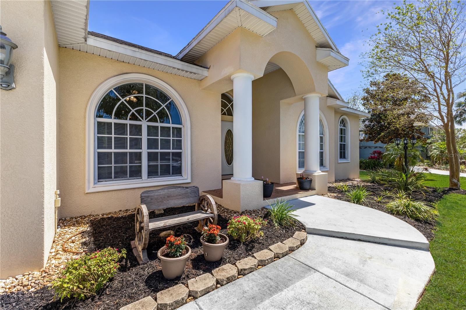 1043 CARRIAGE PARK DR, VALRICO, FL, 33594