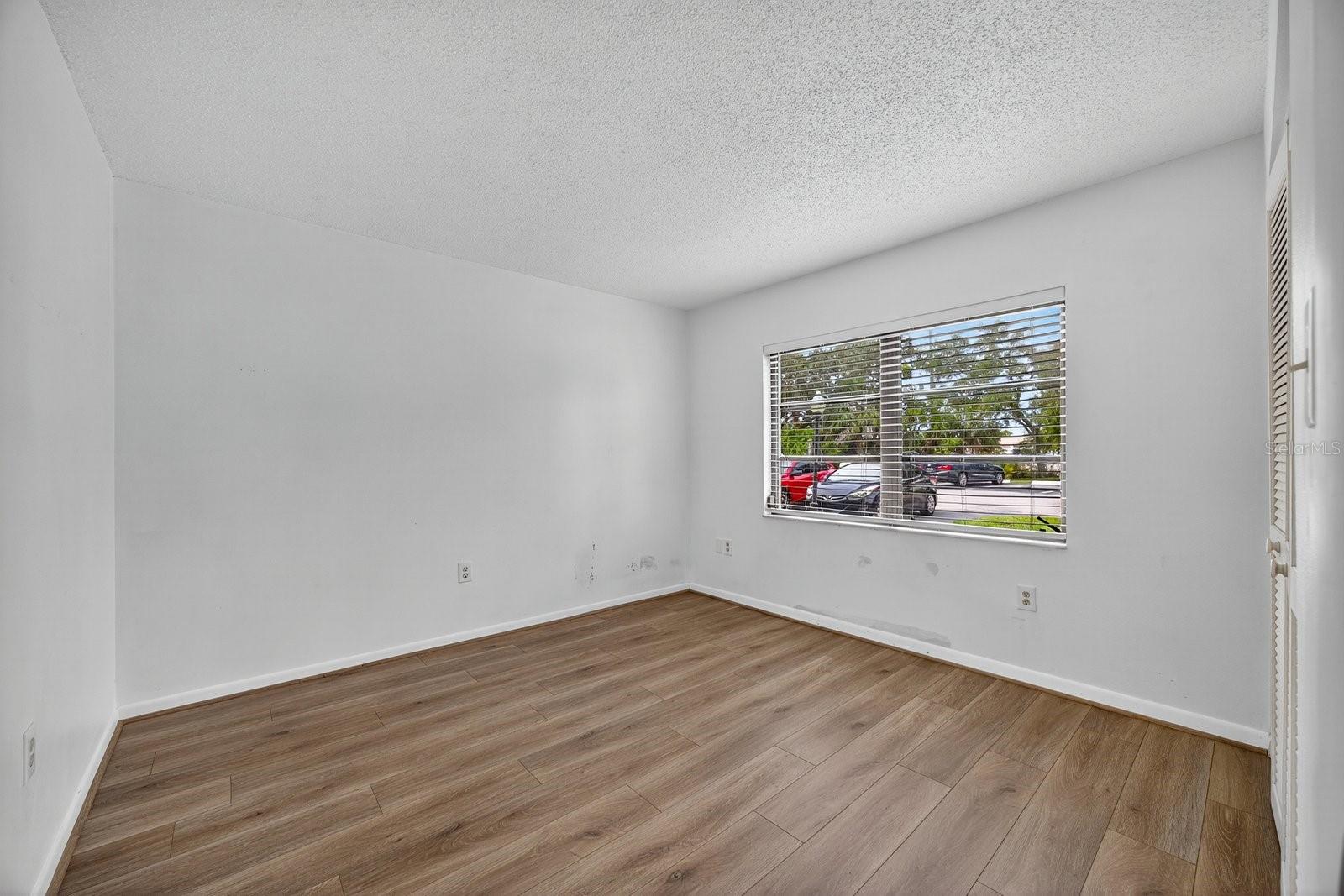 2650 COUNTRYSIDE BLVD #B102, CLEARWATER, FL, 33761