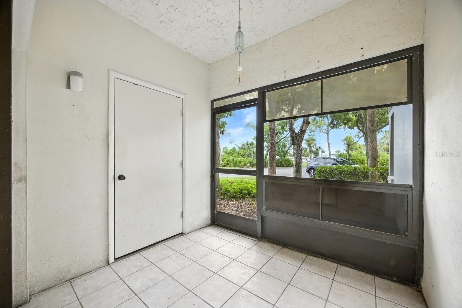 2650 COUNTRYSIDE BLVD #B102, CLEARWATER, FL, 33761
