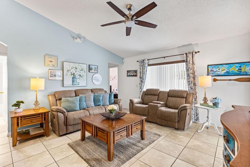 168 SHADY OAK LOOP, DAVENPORT, FL, 33896