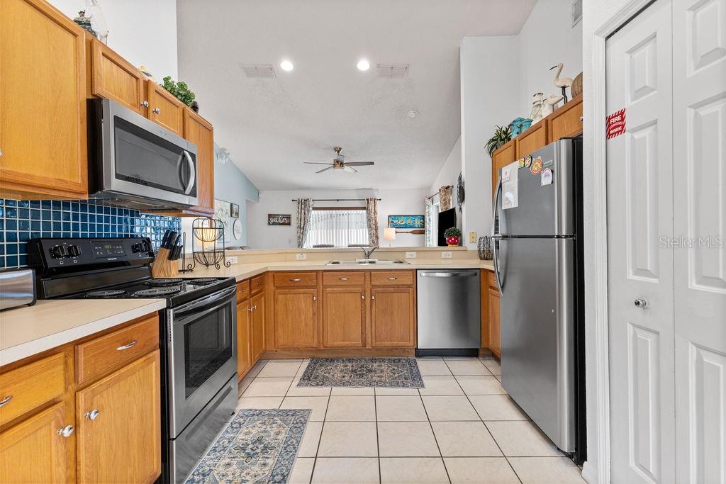 168 SHADY OAK LOOP, DAVENPORT, FL, 33896