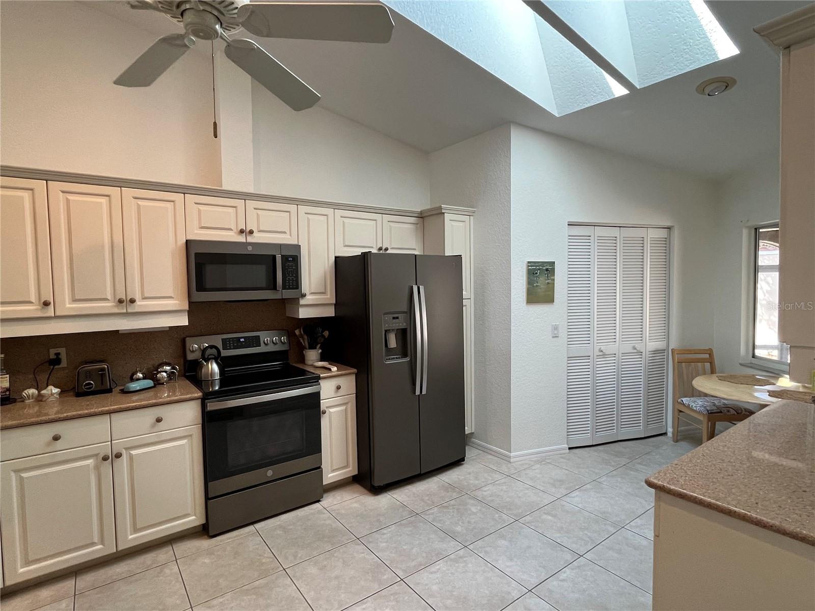 2645 W MARION AVE #511, PUNTA GORDA, FL, 33950