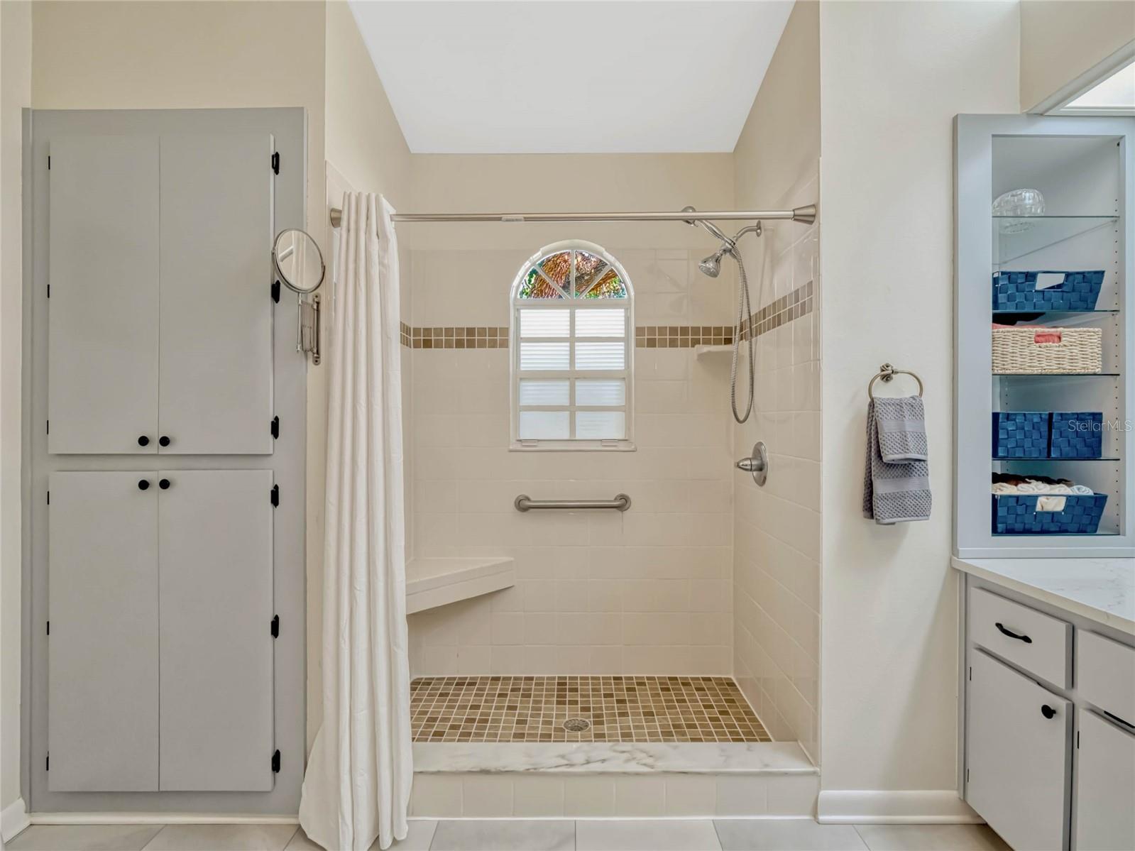 26053 NEWCOMBE CIR, LEESBURG, FL, 34748