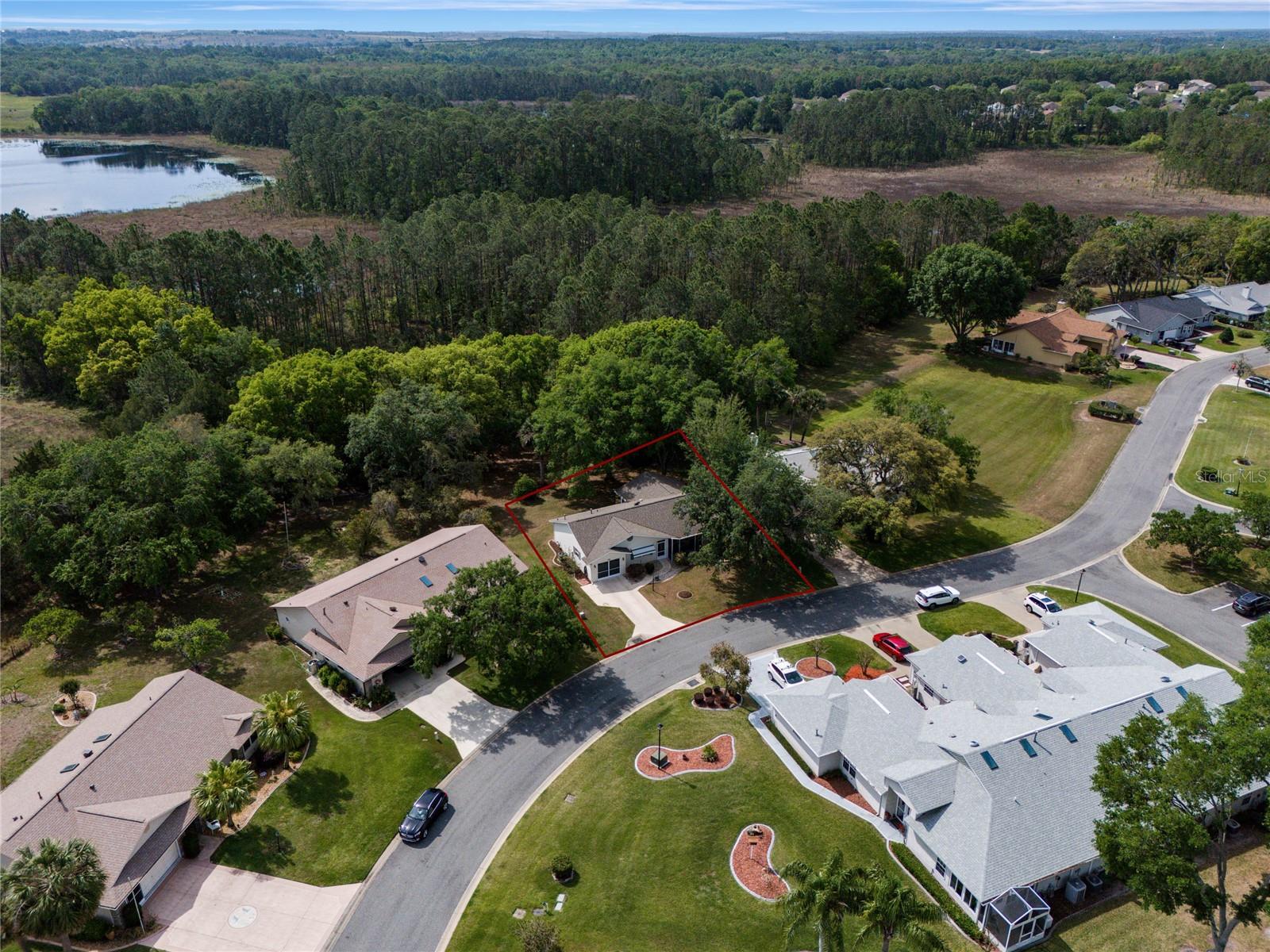 26053 NEWCOMBE CIR, LEESBURG, FL, 34748