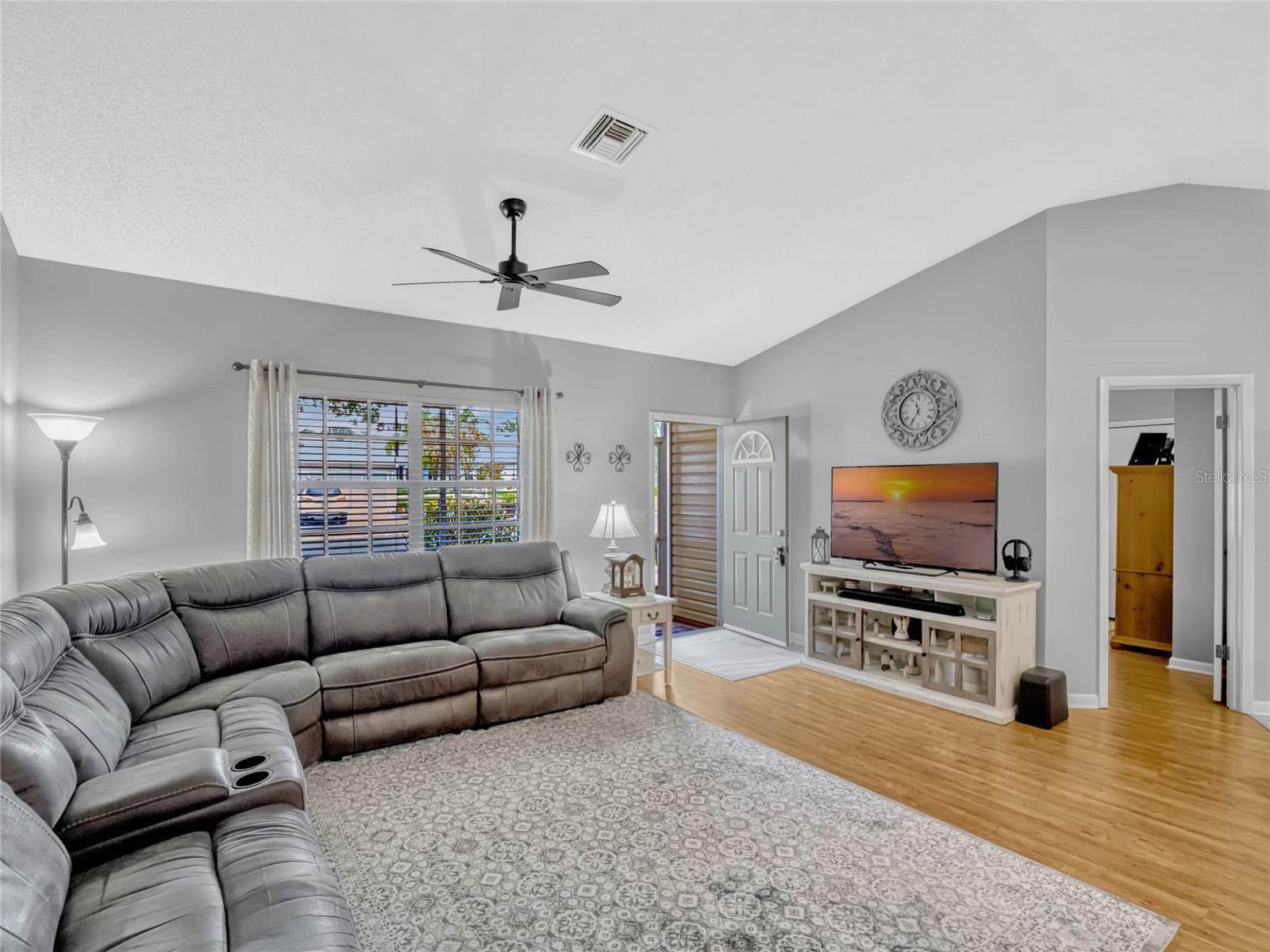 26053 NEWCOMBE CIR, LEESBURG, FL, 34748