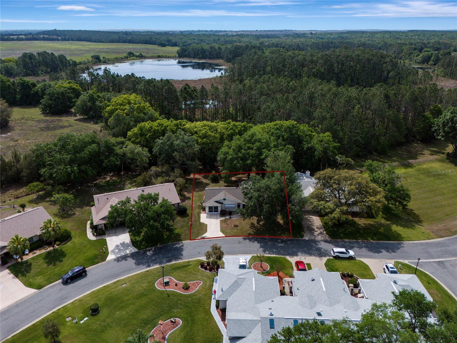 26053 NEWCOMBE CIR, LEESBURG, FL, 34748